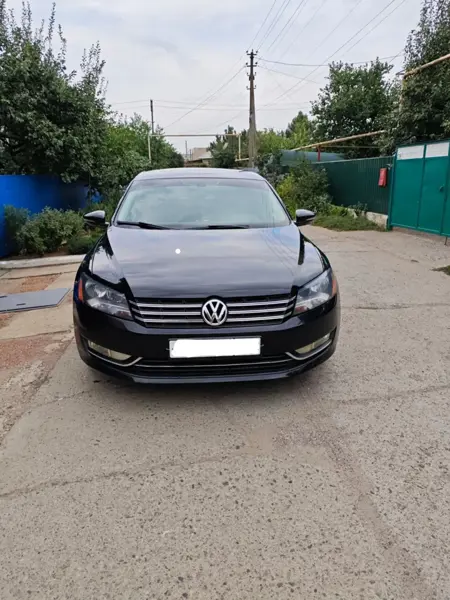 Volkswagen Passat 2012 год