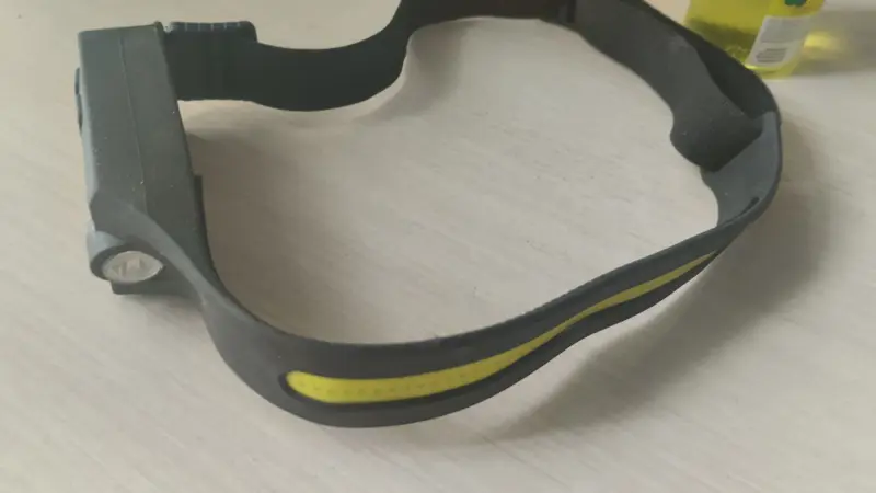 Фонарь налобный