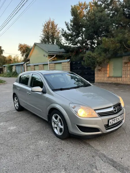 Opel Astra 2008