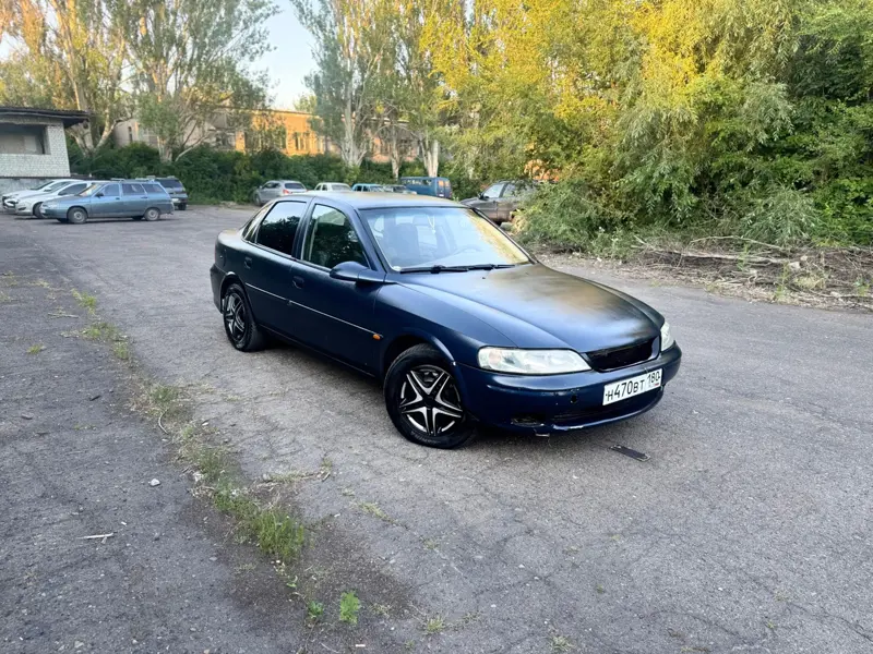 Opel Vectra 1.6 бензин механика