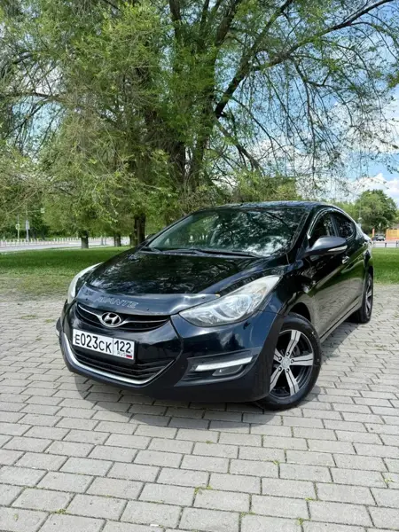 Hyundai Elantra