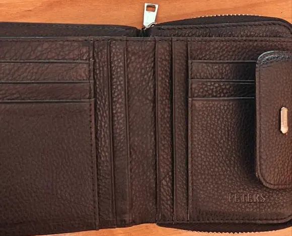 Мужской кошелек