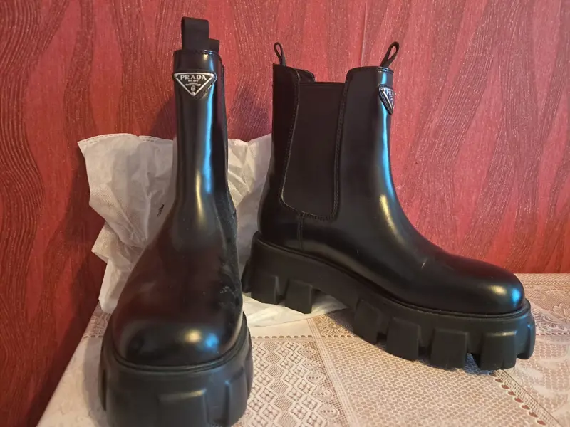 Ботинки Prada