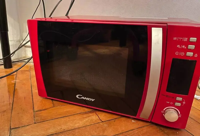 Микроволновая печь Сandy