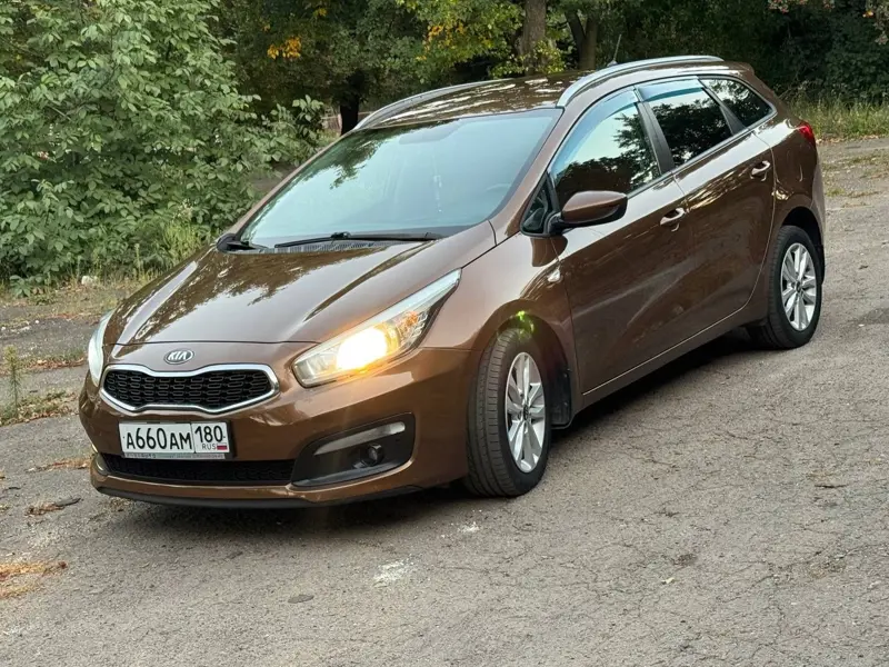 Kia Ceed универсал 2016 года