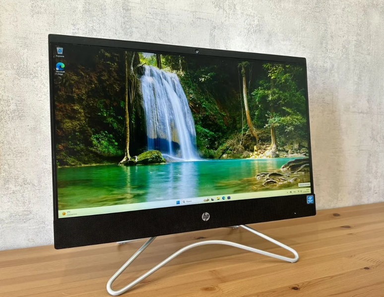 Моноблок HP intel j5005  8gb  SSD 256