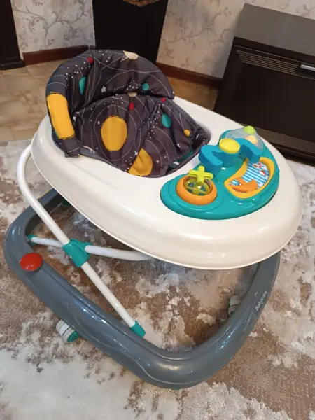 Ходунки для малышей