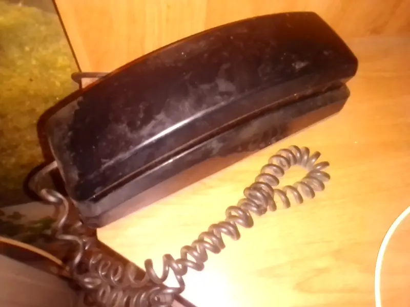 Телефон