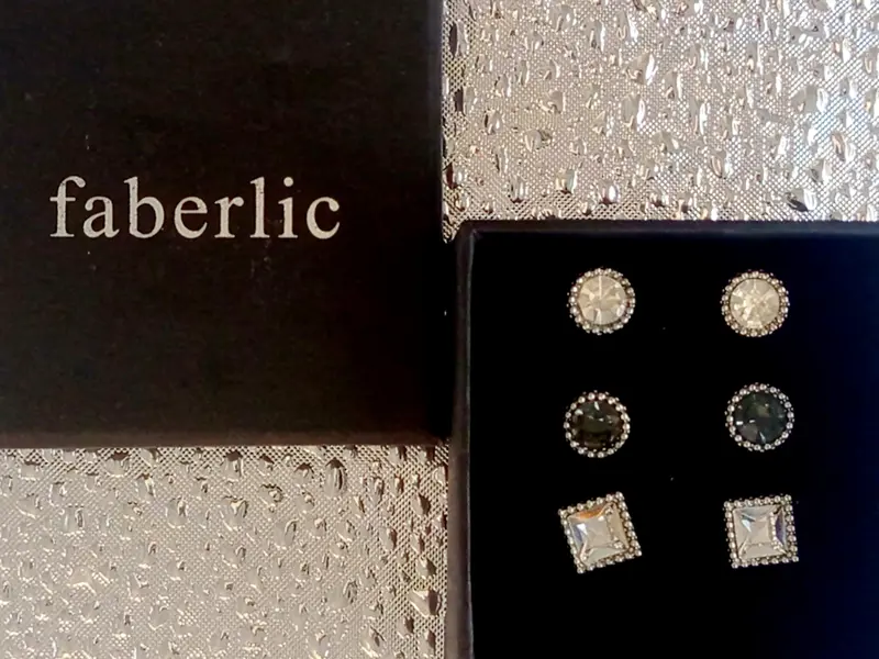 Серьги "Faberlic"