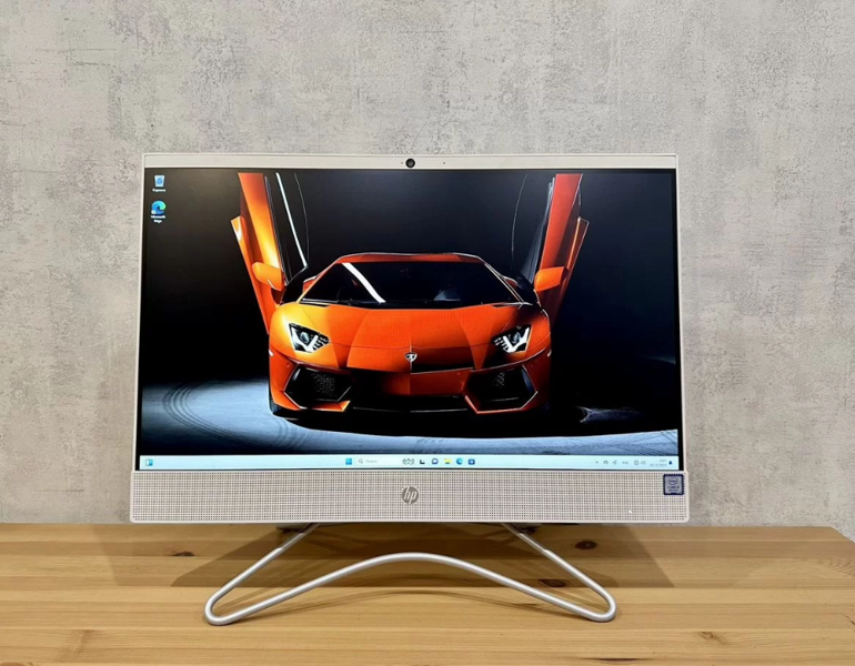 Моноблок HP 200 g3 Core i3 / 8gb / SSD HDD