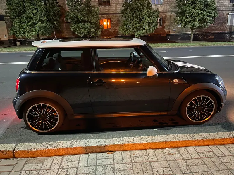 Mini Cooper R56 1.6 2007 г.в.