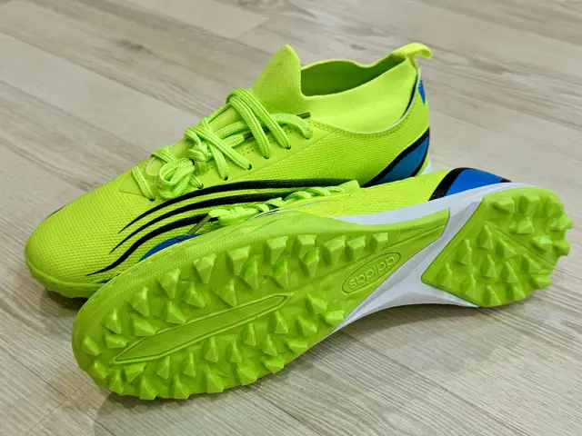 Сороконожки adidas predator