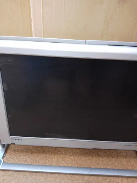 Самсунг 24 дюйма