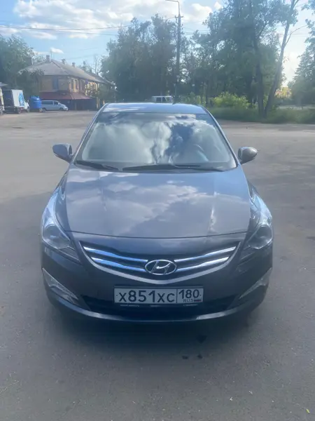Hyundai Solaris 2015 год