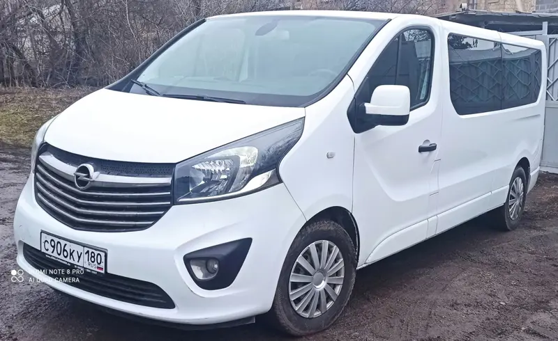 Opel vivaro long 2016г.