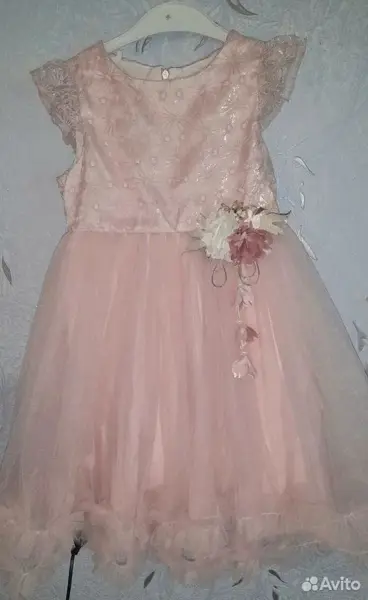 Платье нарядное для девочки