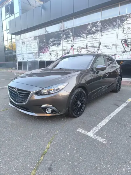 Mazda 3