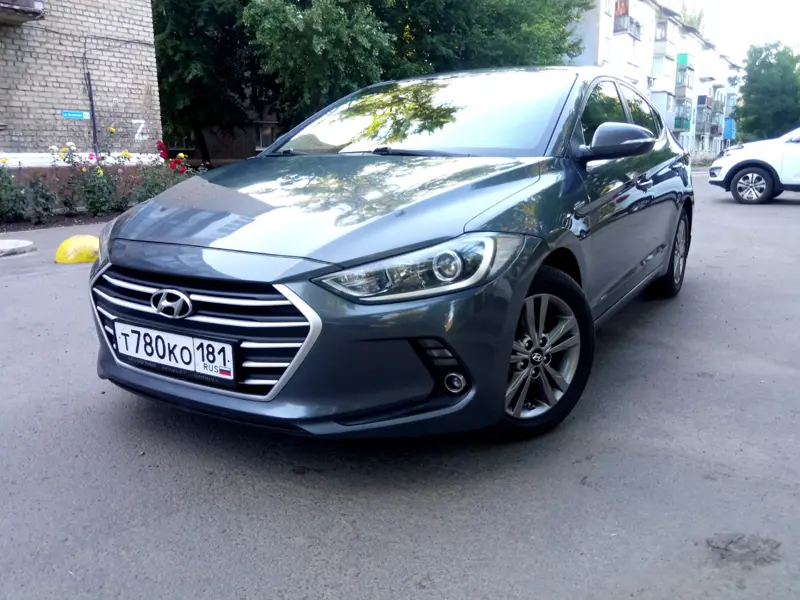 Hyundai Elantra, 2018 г