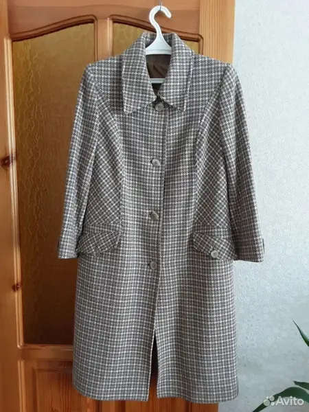 Пальто женское осеннее 50 размер