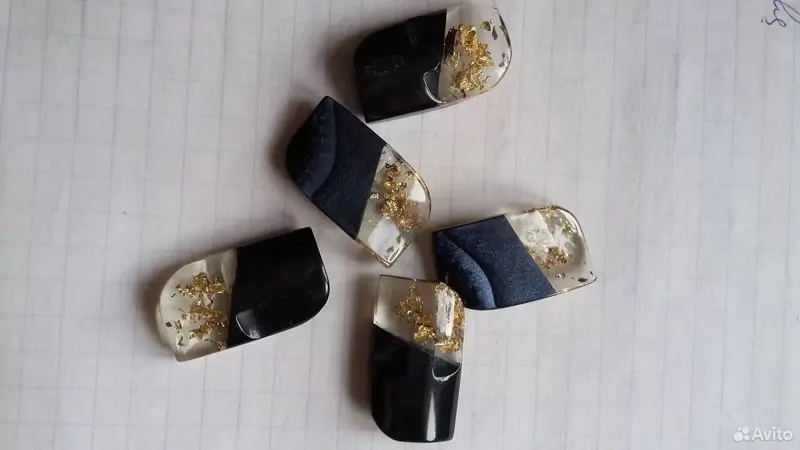 Пуговицы для платья или блузки