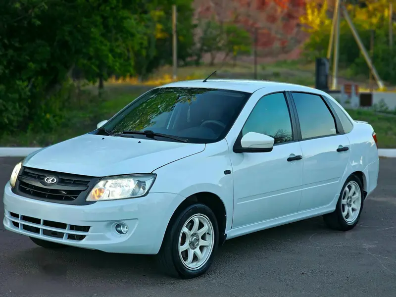 Lada Granta 2015г