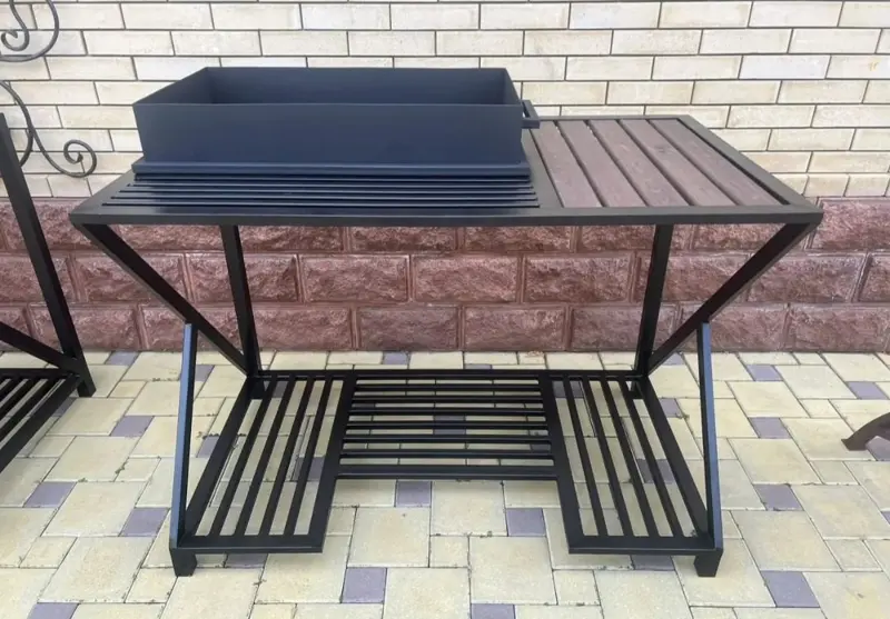 Мaнгaл в стиле лофт