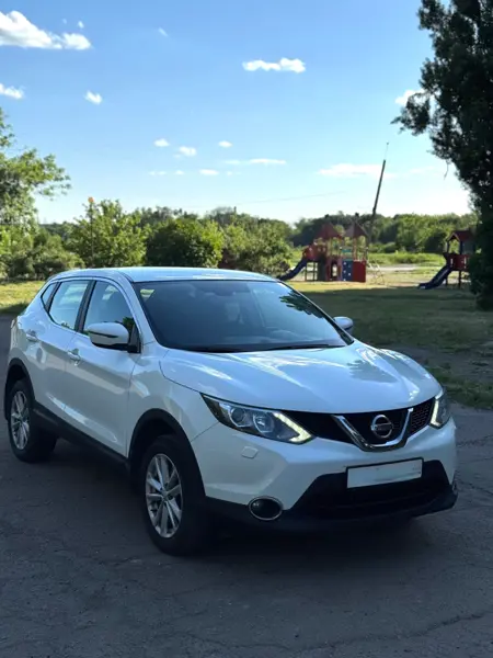 Nissan Qashqai 2014год