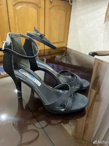 Босоножки tamaris 39