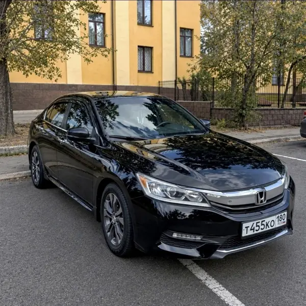 Honda Aссоrd, 2017 год