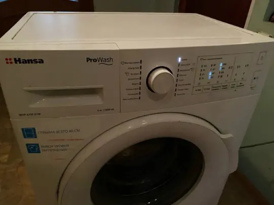Стиральная машина Hansa